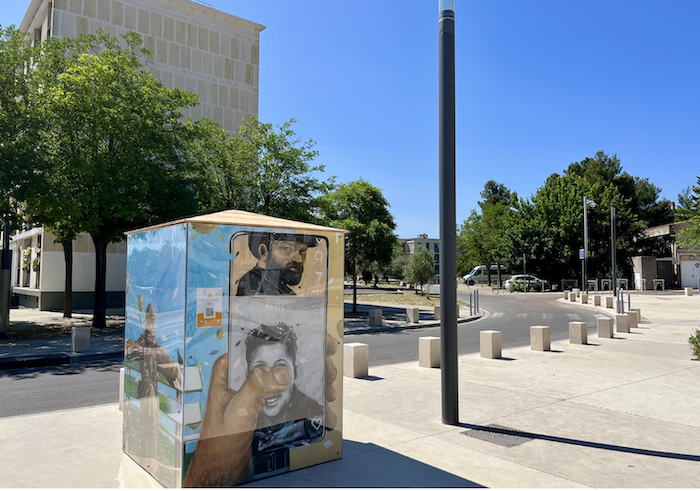 À Aix Beisson, les locataires ont créé de grands cubes pour l’année Cézanne
