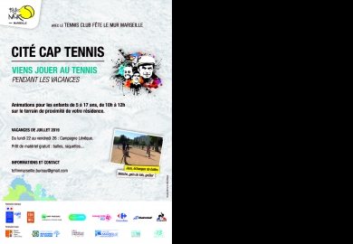 Cité Cap Tennis à Campagne Lévêque durant le mois de Juillet